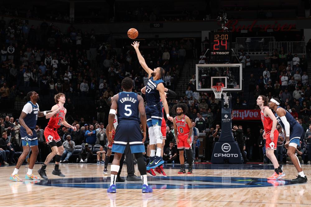 并在短期内 并在短期内