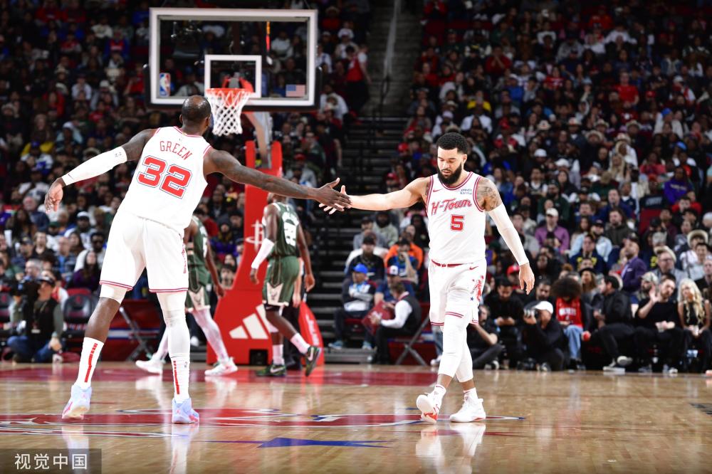 甚至将他列 甚至将他列